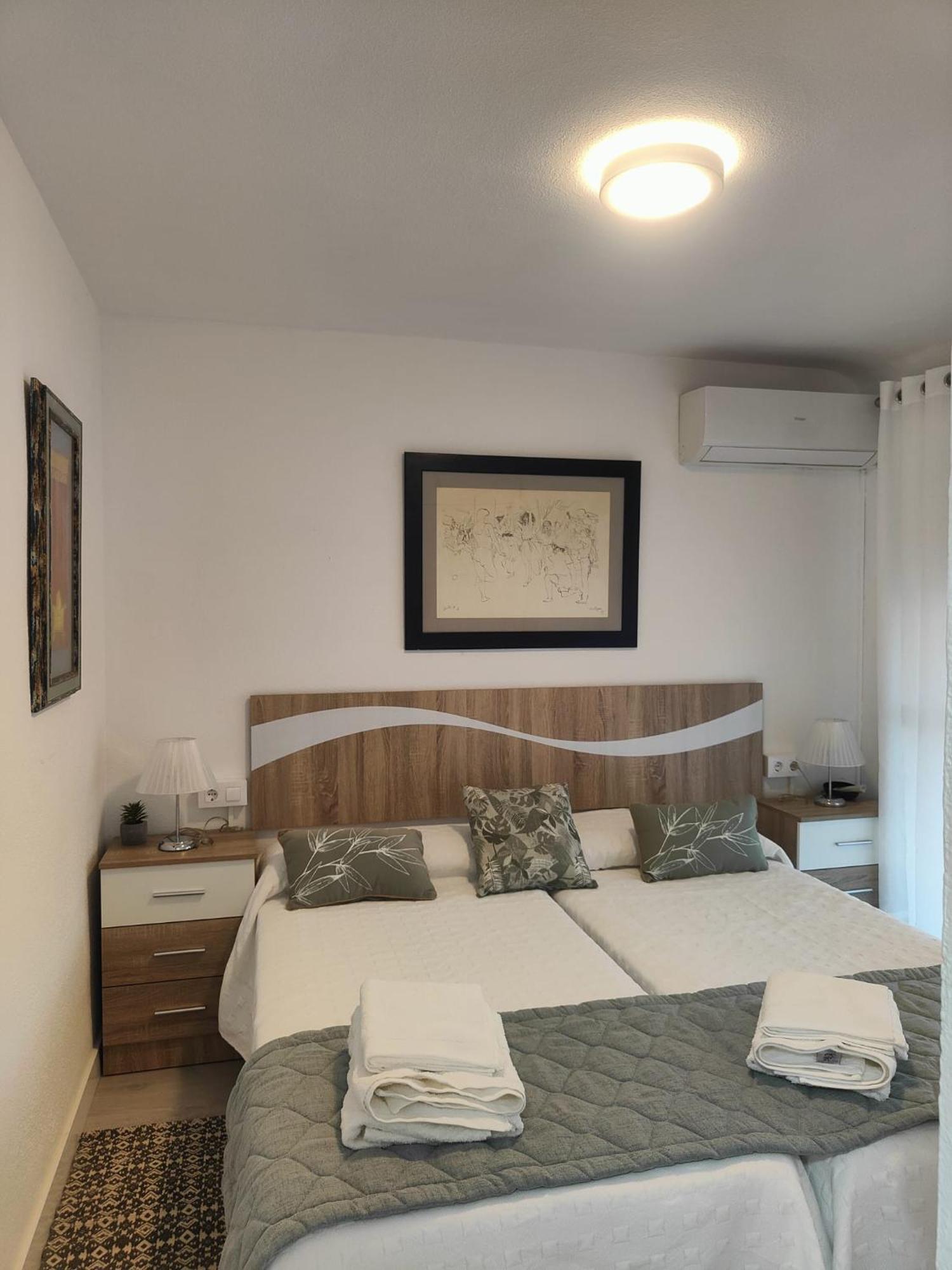 Ferienwohnung Agradable Duplex Terraza Virgen Del Rocio Sevilla Exterior foto
