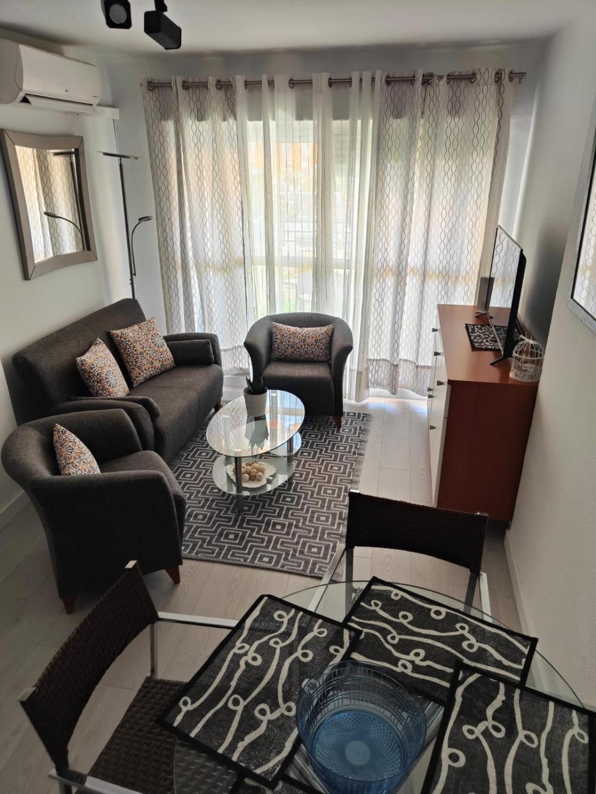 Ferienwohnung Agradable Duplex Terraza Virgen Del Rocio Sevilla Exterior foto