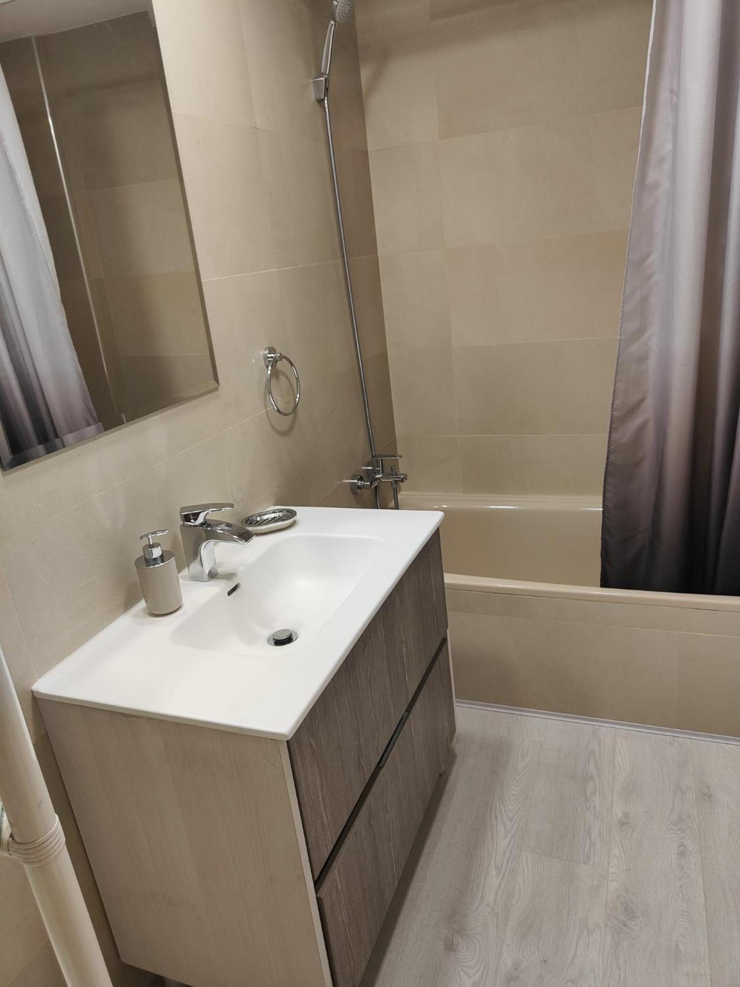 Ferienwohnung Agradable Duplex Terraza Virgen Del Rocio Sevilla Exterior foto