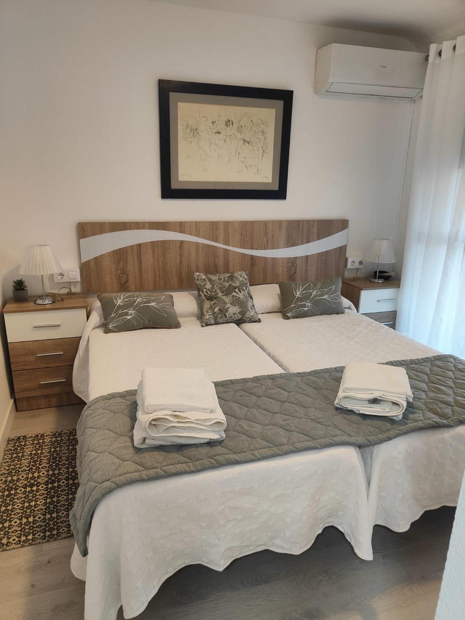 Ferienwohnung Agradable Duplex Terraza Virgen Del Rocio Sevilla Exterior foto